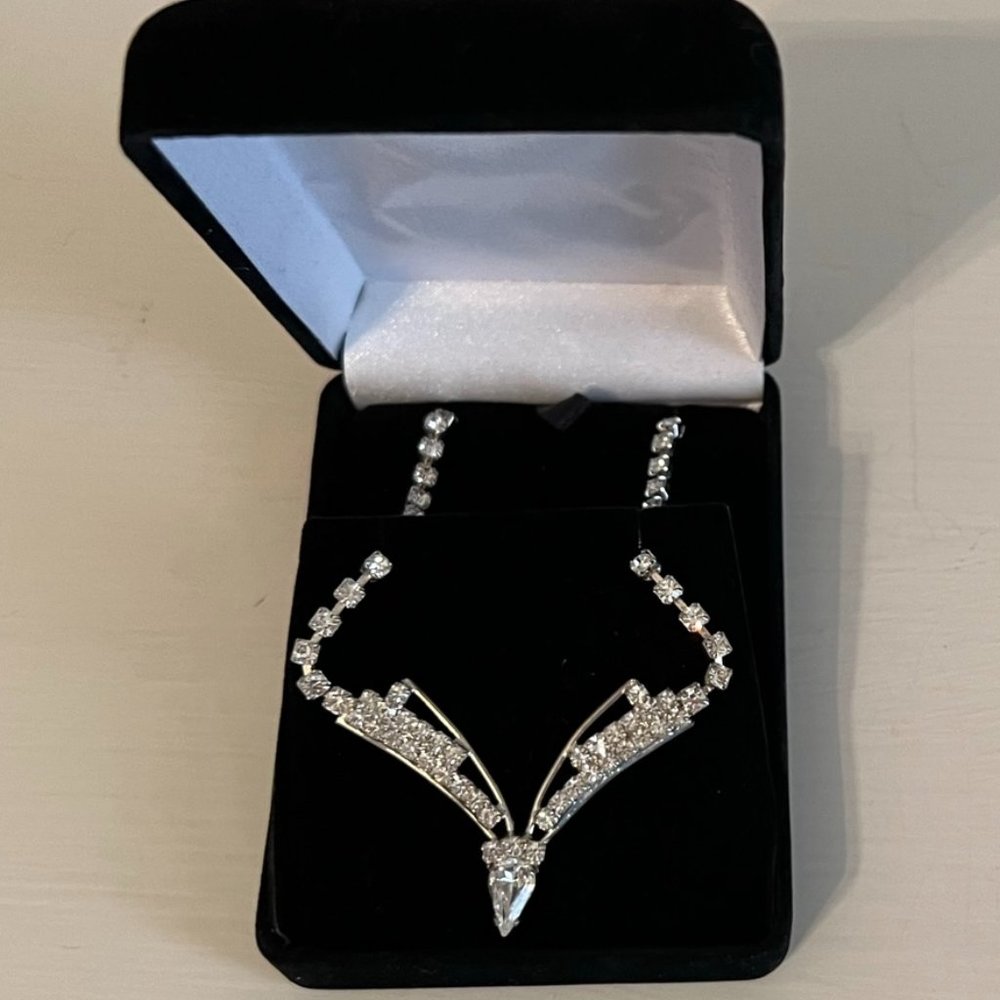 Silver Rhinestone Necklace - Picture 2 of 2
